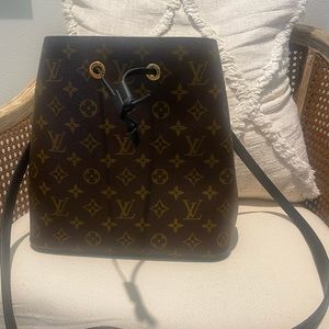Louis Vuitton Neonoe MM Black